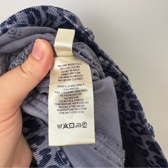 Pilcro Denim Corduroy Bermuda Short Blue Leopard - Picture 7 of 8